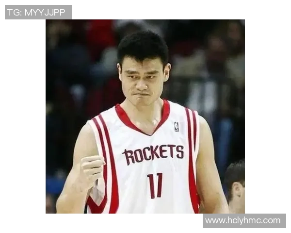 足球明星首次见到姚明时的惊讶与敬佩瞬间分享